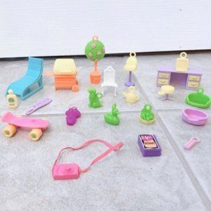 Vintage LIKE NEW Doll Accessories Furnitures